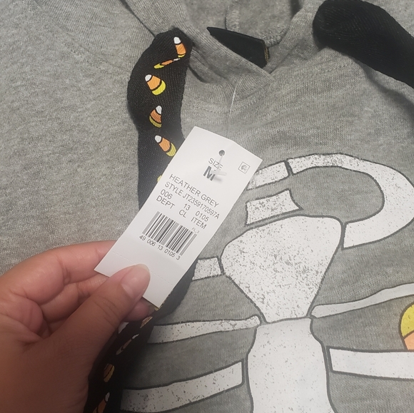 Candycorn sweater - Picture 4 of 9